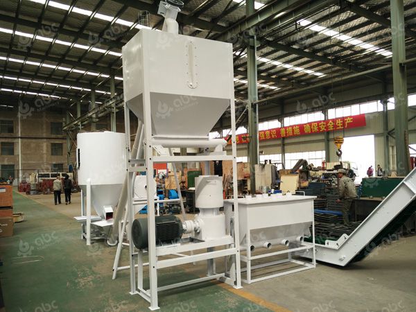 storage bin and pellet mill